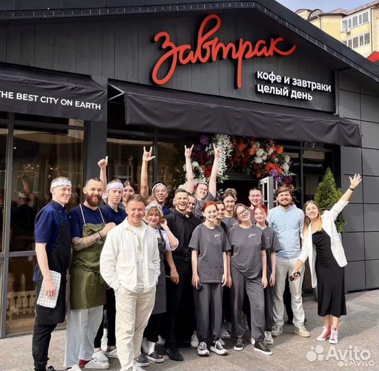 Работа официантом в кафе 