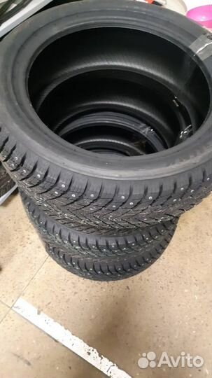 iLink Wintervorhut Stud II 205/50 R17