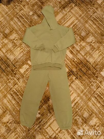 Спортивный женский костюм теплый на флисе 42-44р