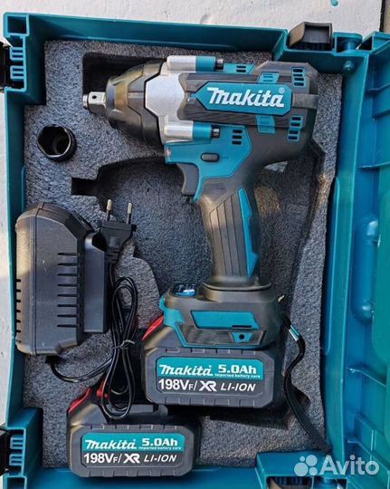 Аккумуляторный гайковерт Makita 800 н.м. (Арт.6524