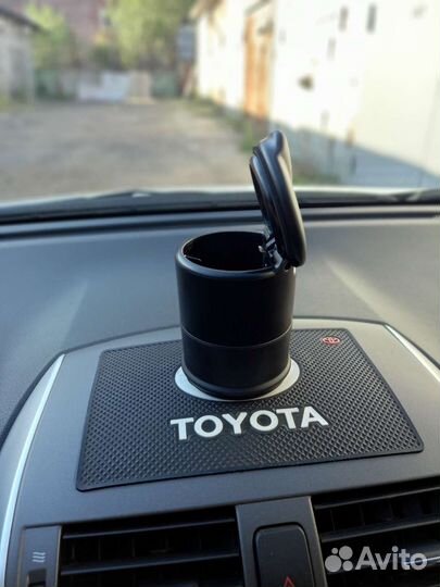 Пепельница в авто