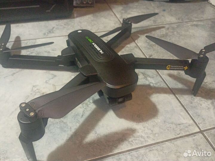 Hubsan zino pro