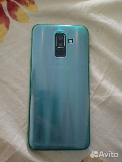 Телефон Samsung