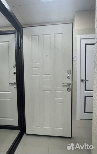 Дверь входная новая со склада