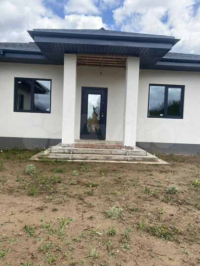 Коттедж 180 м² на участке 12 сот.