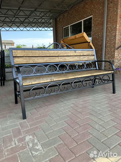 Скамейка садовая
