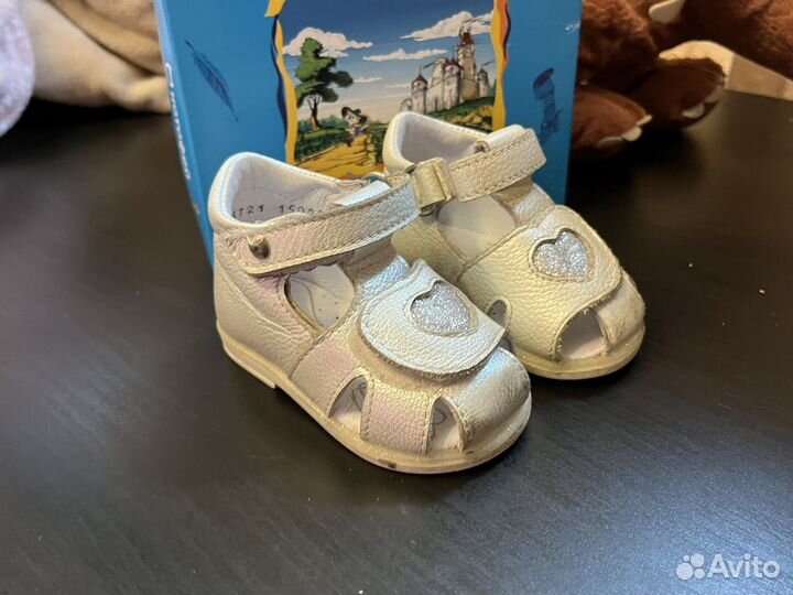 Сандали для девочки 17 размер