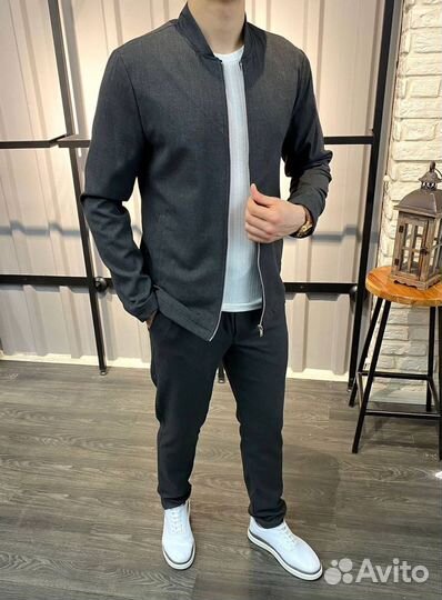 Спортивный костюм мужской новый