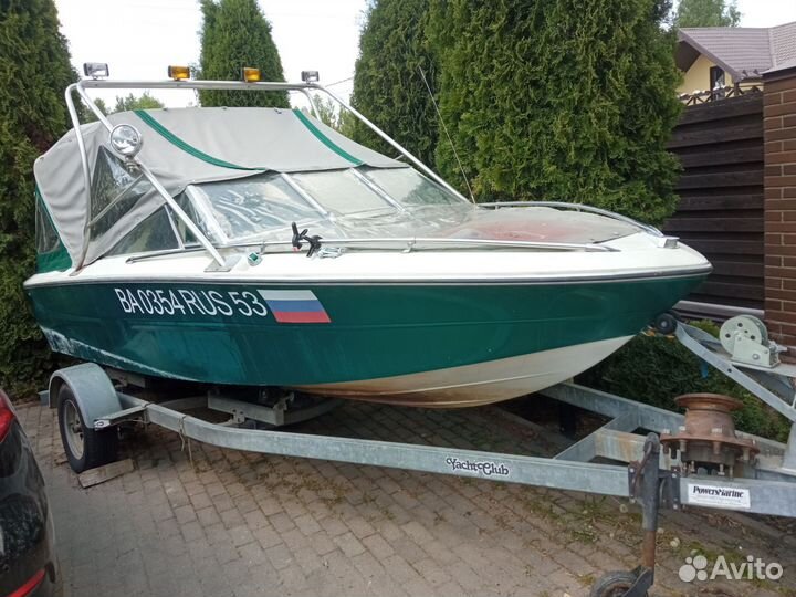 Продам моторную яхту