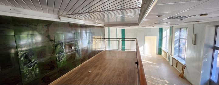 Помещение с витринами на Советской, 139 м²