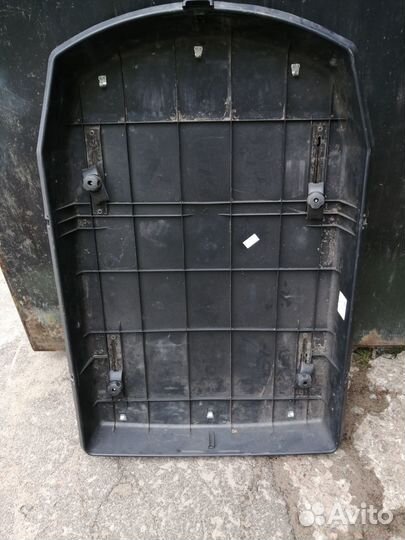 Нижняя часть автомобильного бокса