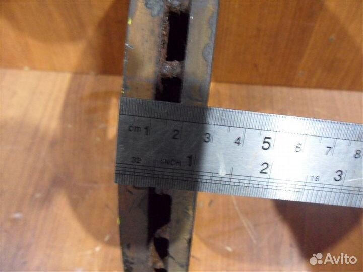 Тормозной диск передний правый Nissan Fuga GY50