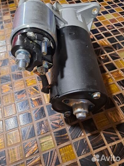 Стартер Опель Омега В. 2.5