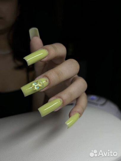 Наращивание ногтей