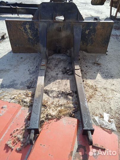 Отвал на трактор