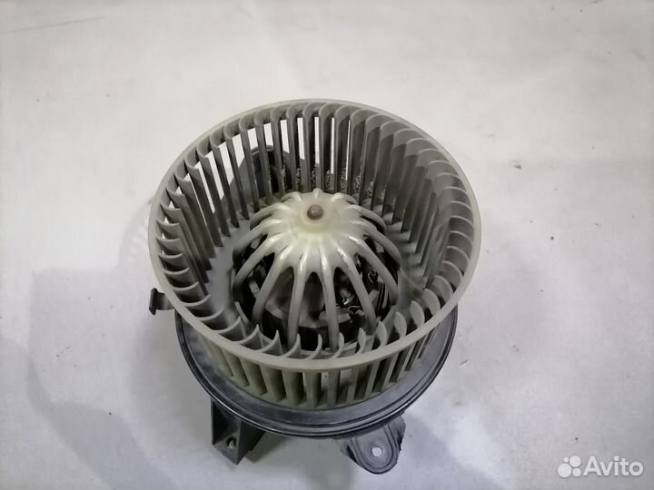 Моторчик печки Fiat Punto II 188 1999-2010