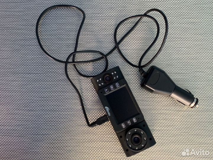 Видеорегистратор Ritmix AVR-695