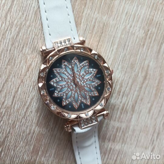 Наручные часы