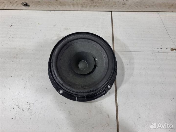 Динамик VW Polo Sedan