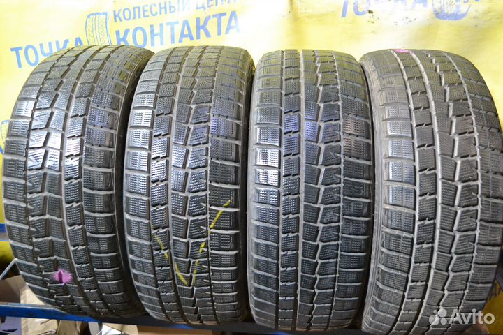 Dunlop Winter Maxx WM01 215/45 R17