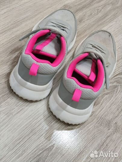 Кроссовки женские 39 размер
