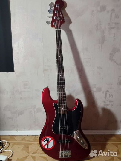 Бас гитара