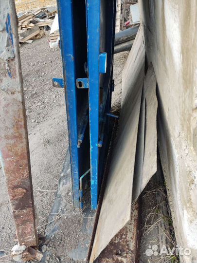 Ворота с калиткой распашные