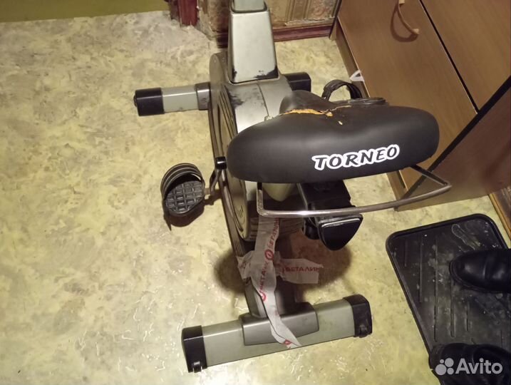 Велотренажер torneo