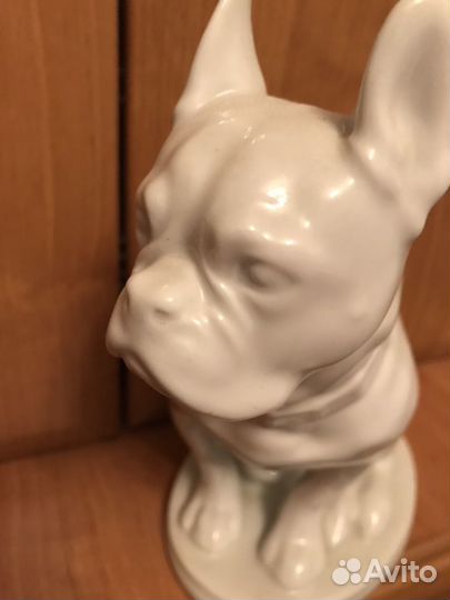 Статуэтка бульдог