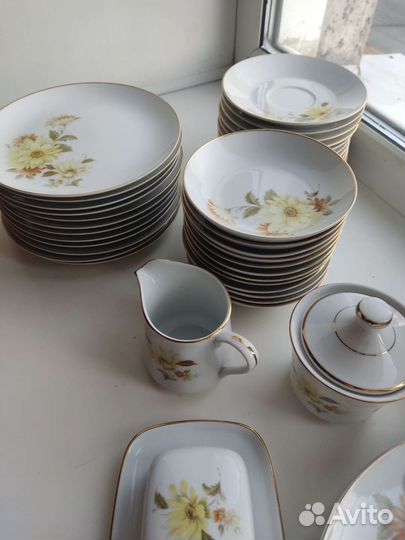 Чайный сервиз на 12 персон rose china. Япония