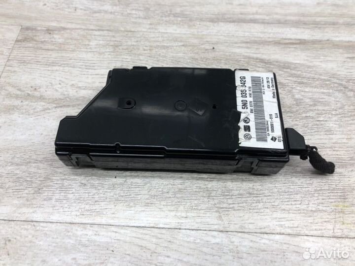 Блок электроний Volkswagen Transporter 5 фургон