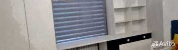 Рабочая зона у окна