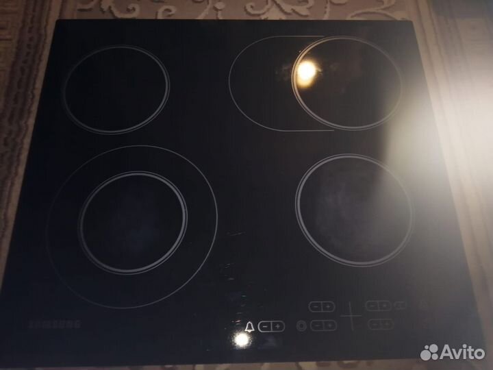 Варочная панель Samsung электрическая