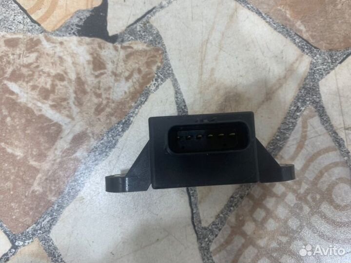 Датчик ускорения Mazda 6 седан 2.0 LF 2005