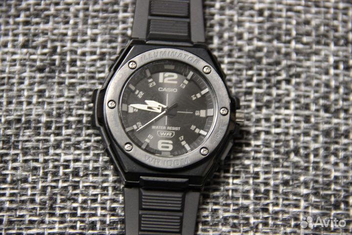 Наручные часы Casio MWA-100HB-1A