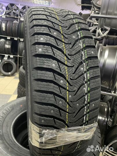 Kumho WinterCraft SUV Ice WS31 215/60 R17 100T