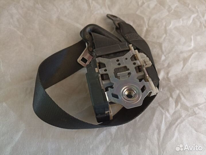 Ford Focus 2 Ремень безопасности передний правый