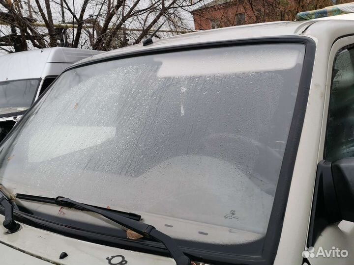 Лобовое стекло УАЗ Патриот
