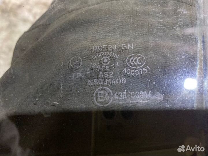 Стекло двери заднее правое Mazda 6 седан GG 2.0