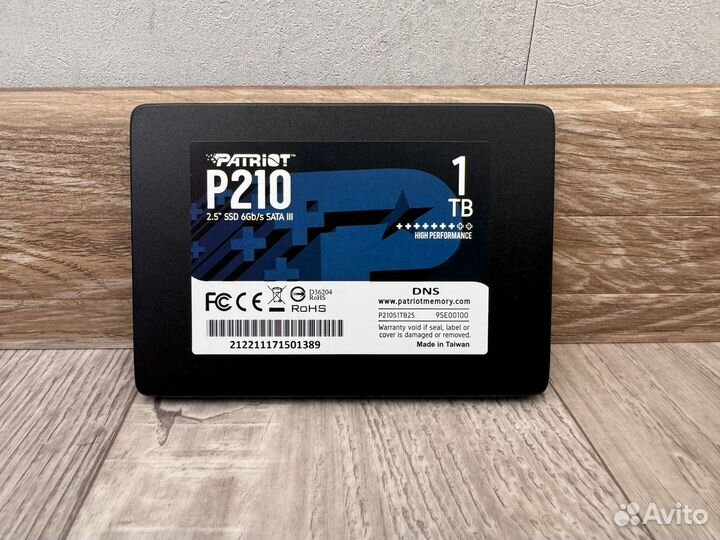 Жесткий диск SSD 1TB (1000Gb)