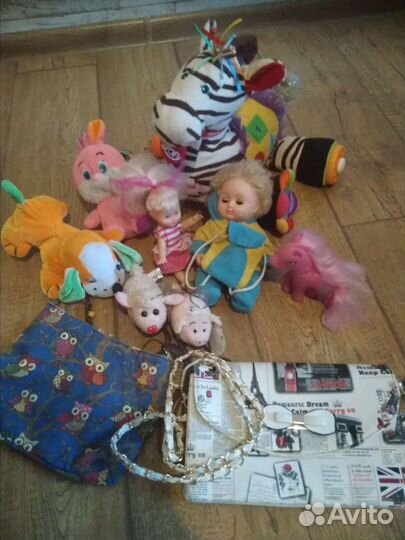 Игры и игрушки много разных