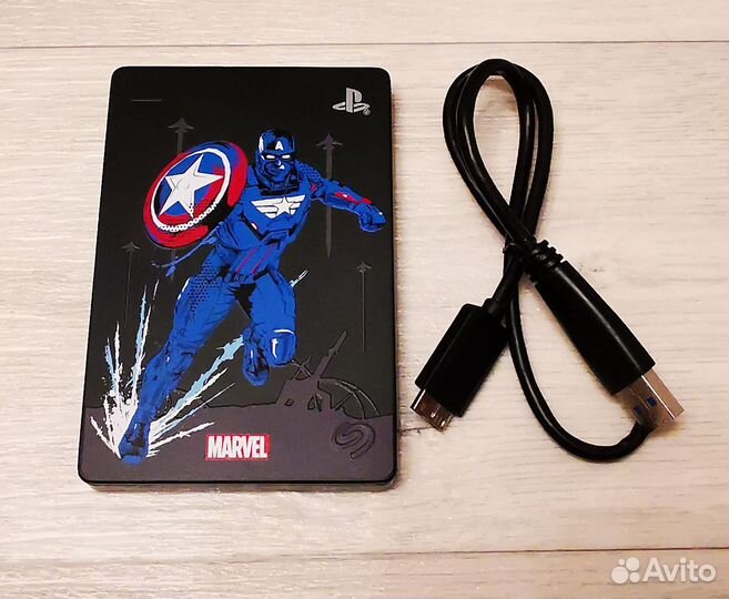 Внешний жёсткий диск/seagate 2tb/Marvel