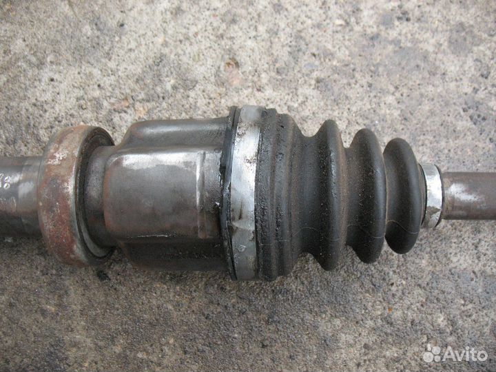 Полуось правая под АКПП Ford Focus 2