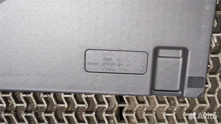 Обшивка пространства багажника Toyota RAV 4, 2013