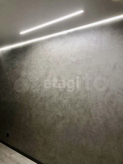 2-к. квартира, 67,4 м², 1/17 эт.