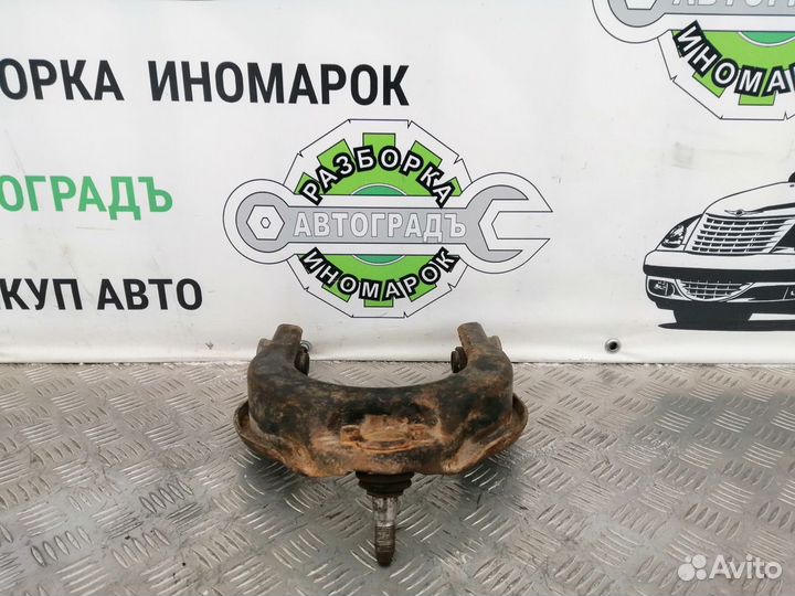 Рычаг передний верхний Volkswagen Transporter T3