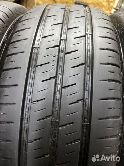Nokian Tyres Hakka Van 215/65 R15C