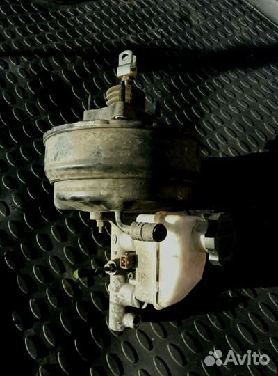 Вакуум Hyundai elantra 3XD