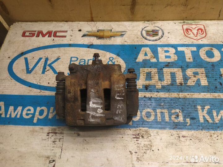 Суппорт тормозной перед. прав. Nissan Maxima 00-06