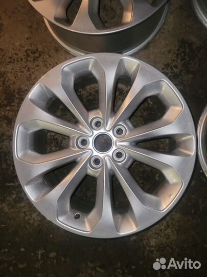 Литые диски r18 5x114 3 на kia sorento xm оригинал